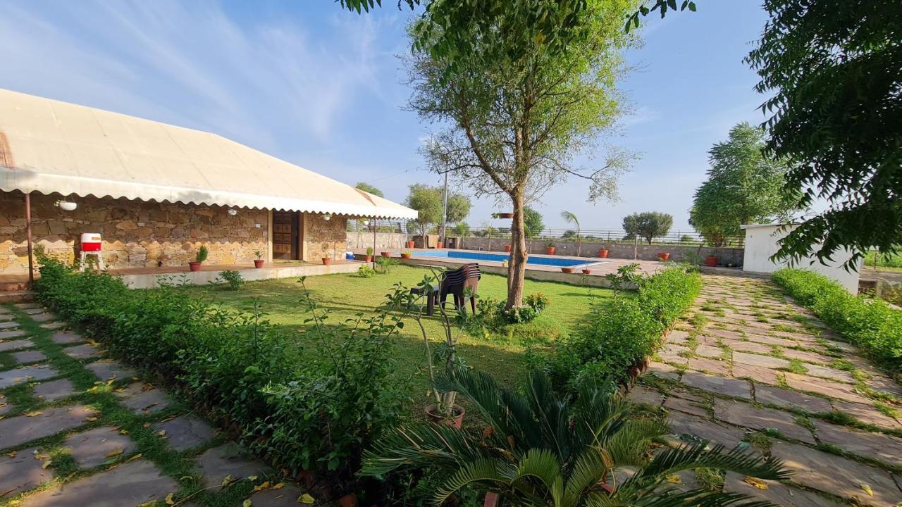 The Rustic Villa, A Stay With Luxuries Amenities And Exotic Nature Джайпур Екстер'єр фото